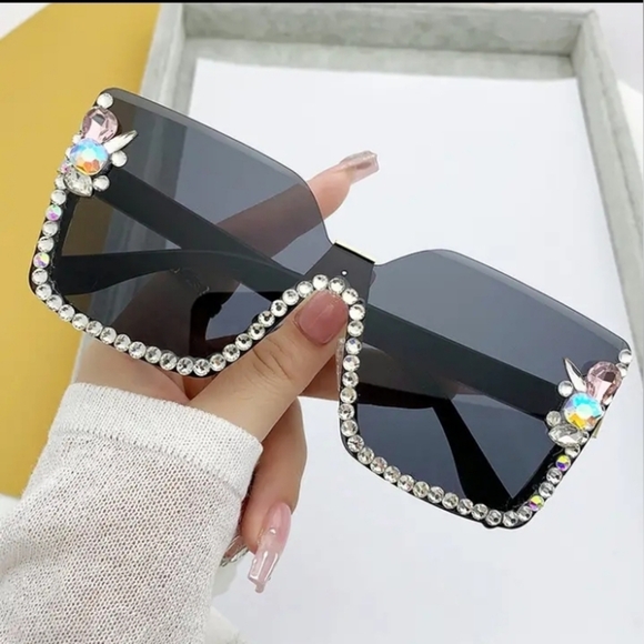 Accessories - NWOT Glam Up Your Festival Look with These Sparkling Rhinestone Square Sunglasse